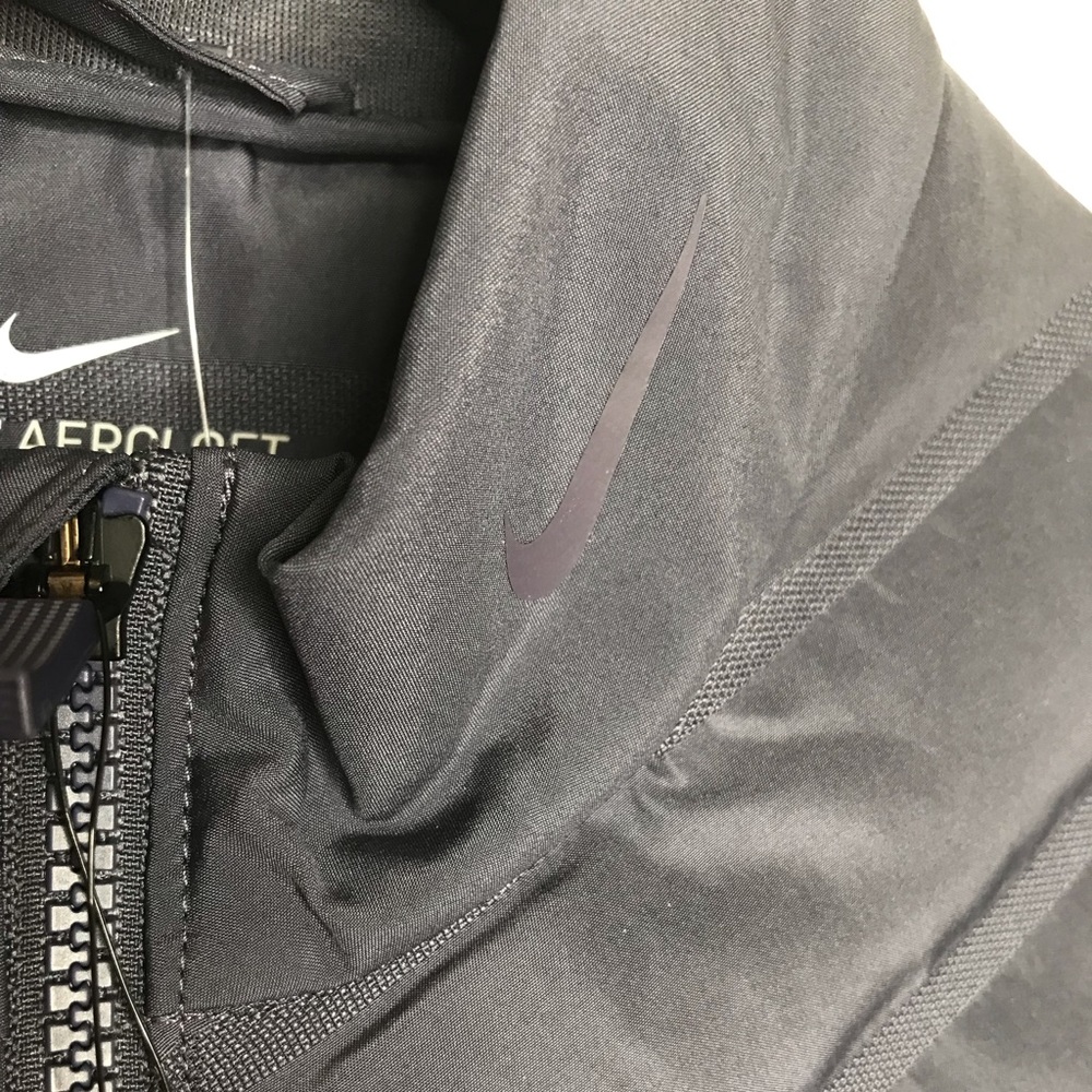 Nike AeroLoft Repel Golf Vest - Picture 5 of 7